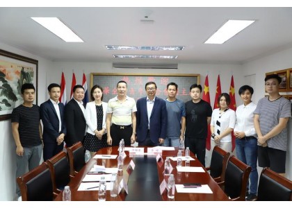 中华全国青年联合会副主席李嵘阁下莅访泰中侨商联合会